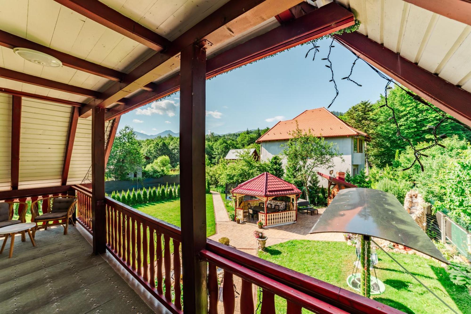 Вілла Casa Poiana Soarelui Брашов Екстер'єр фото