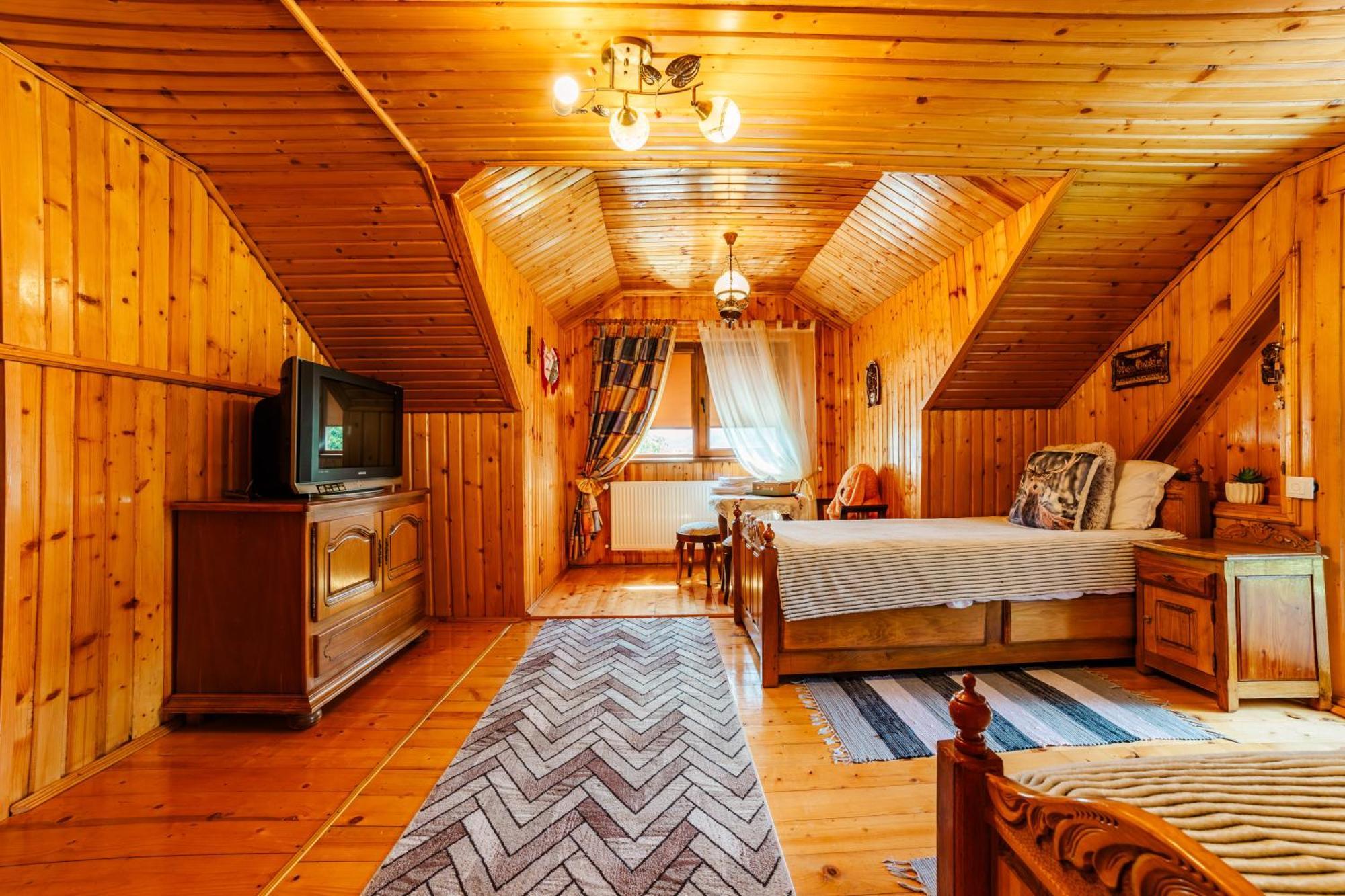 Вілла Casa Poiana Soarelui Брашов Екстер'єр фото