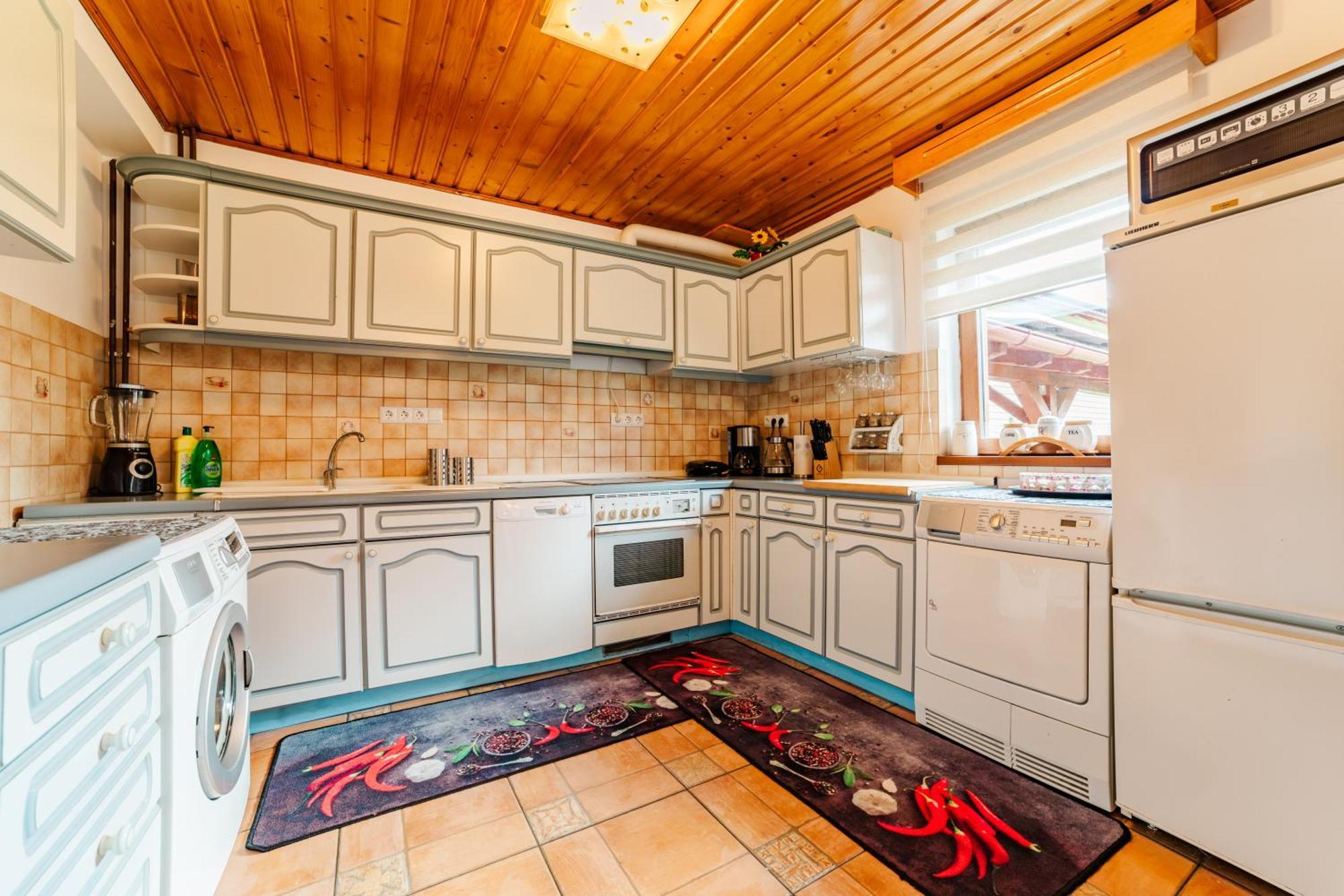 Вілла Casa Poiana Soarelui Брашов Екстер'єр фото