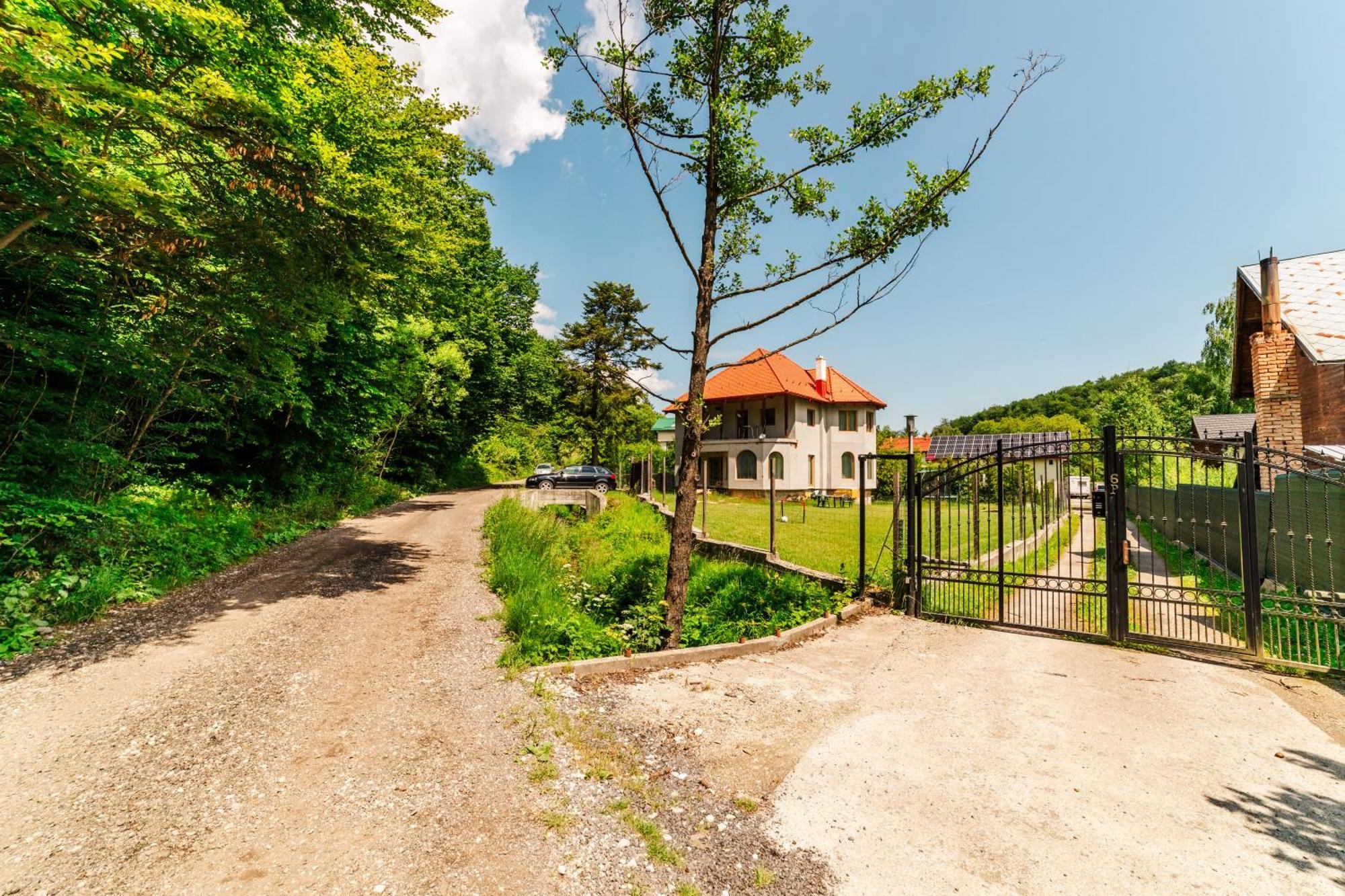 Вілла Casa Poiana Soarelui Брашов Екстер'єр фото